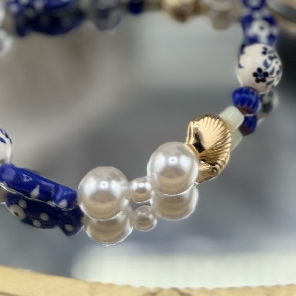 Gold Fish & Beaded Keychain Charm 🐟💙 - Picture 4 of 8